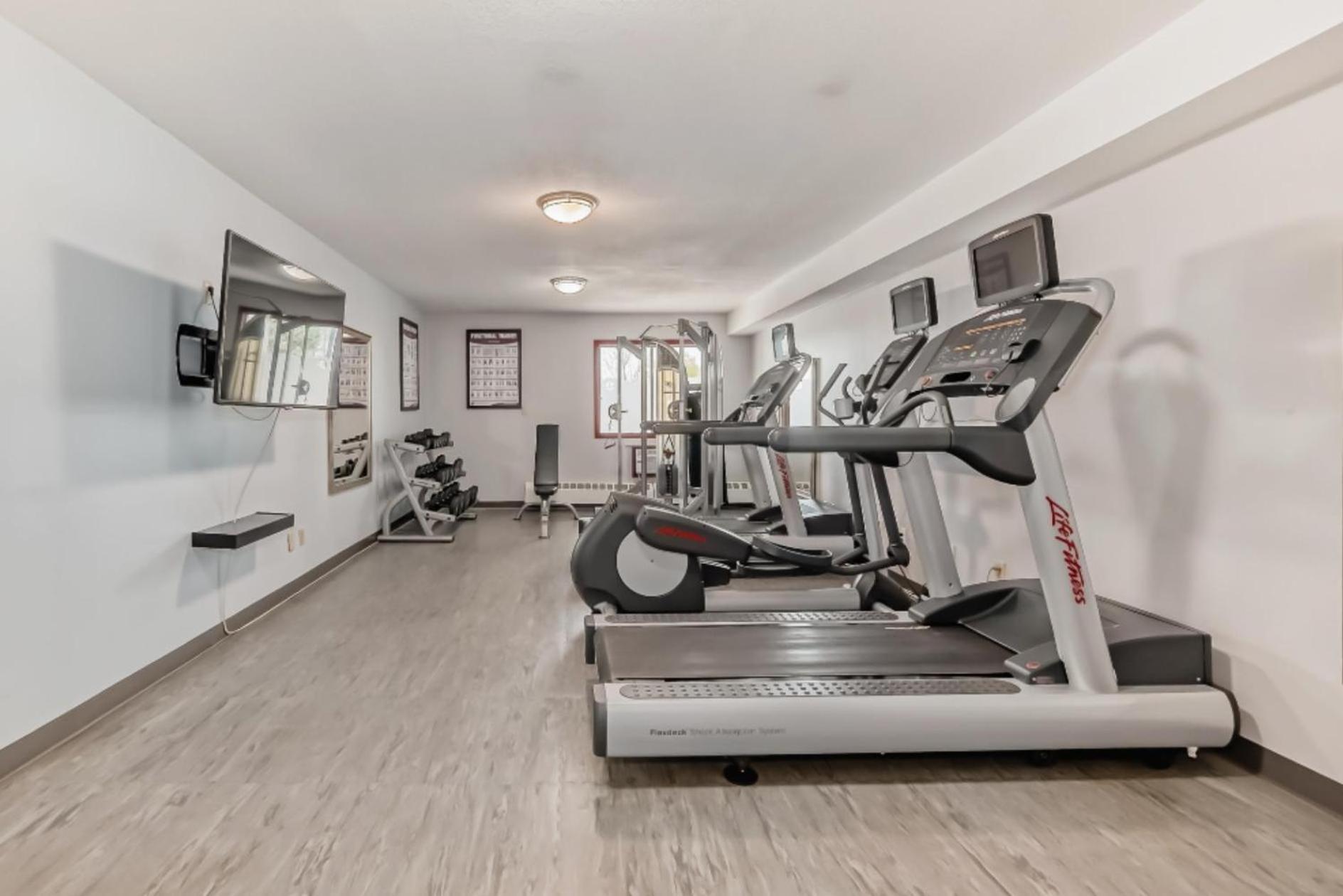 Stony Plain Inn & Suites Εξωτερικό φωτογραφία