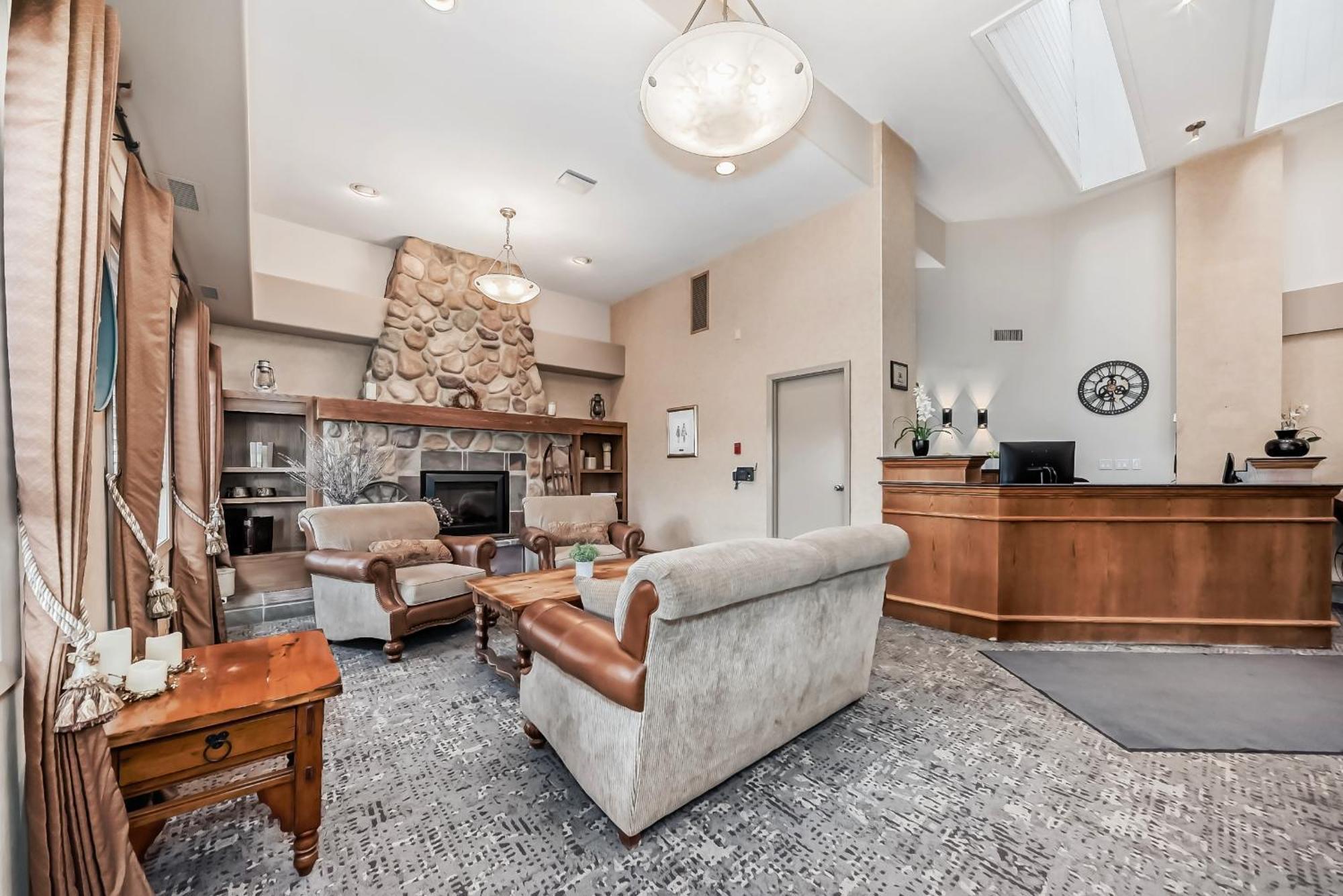 Stony Plain Inn & Suites Εξωτερικό φωτογραφία